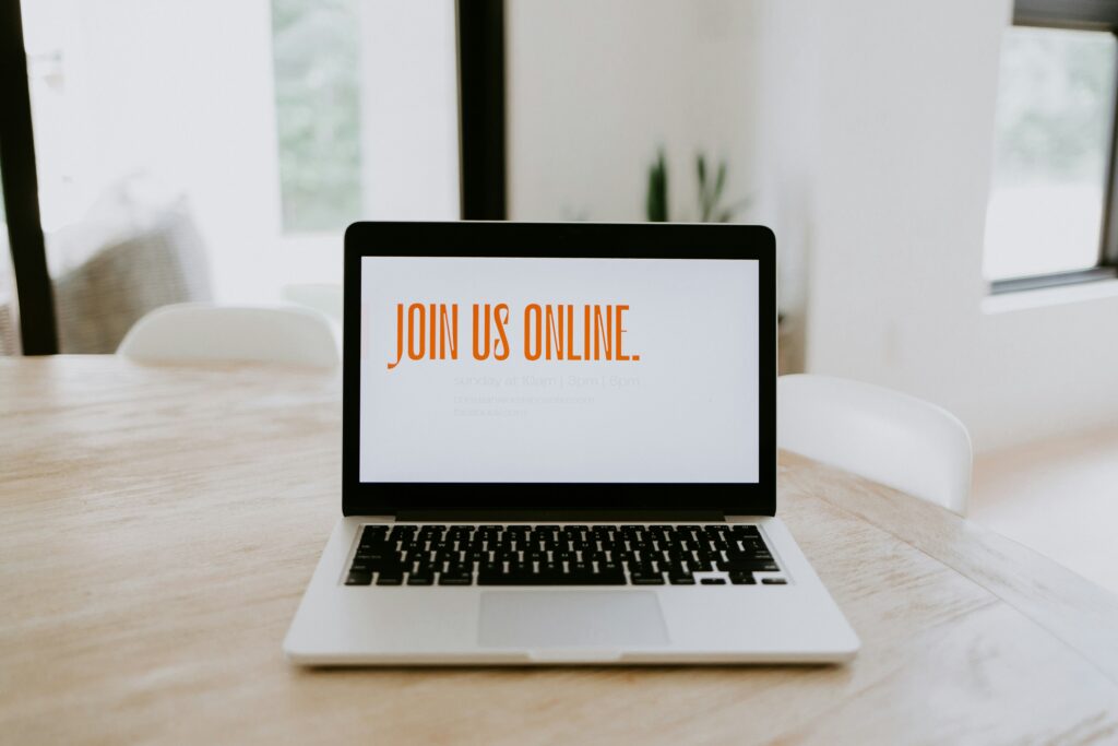 subscription models predictable revenue online 2025
